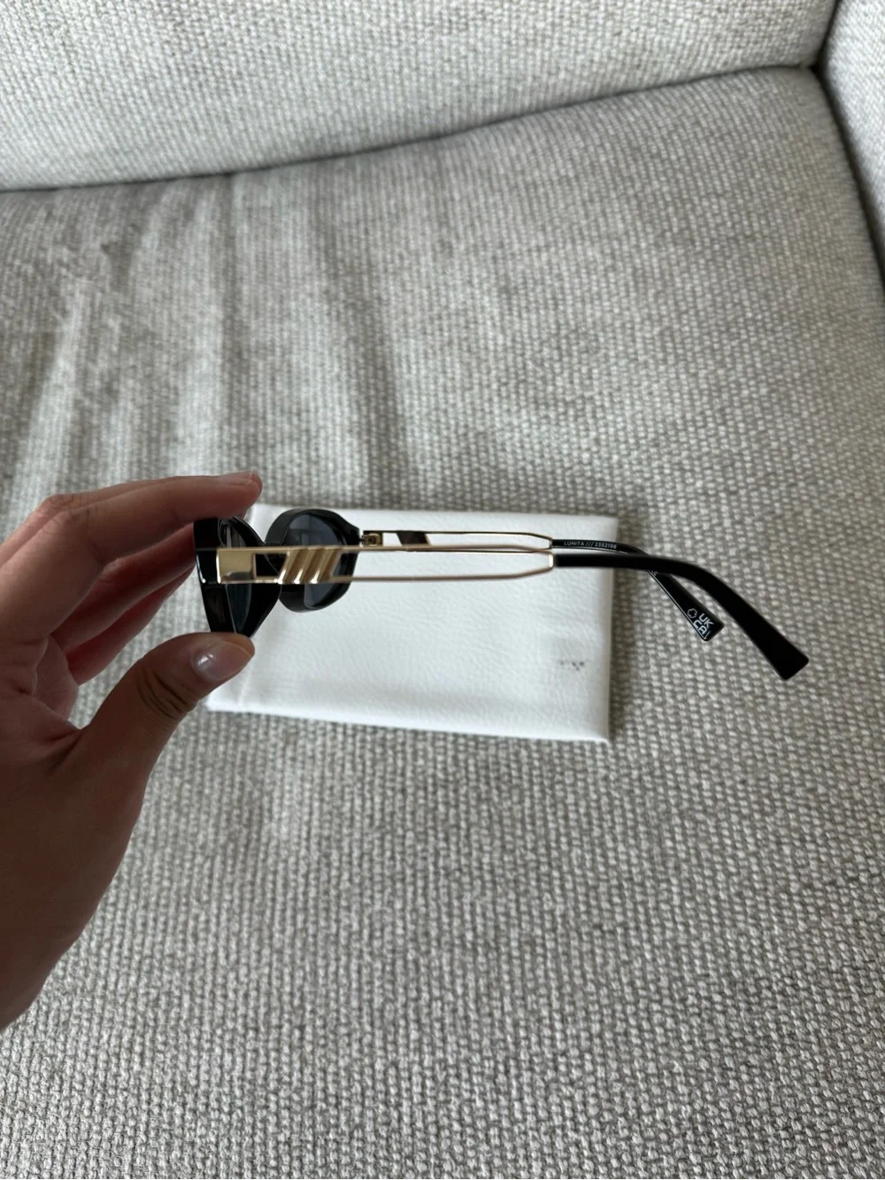 Le Specs classic black
